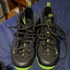 Nike Air Foamposite One "Black Volt" colorway. Size 11